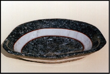 The work VIII/17 is a dish from granite and marble.